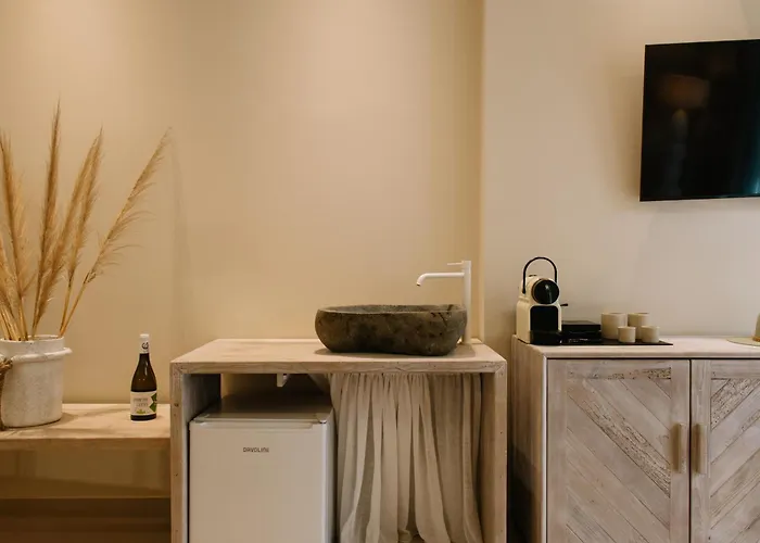 Sea Nymphs Гостевой дом Айя-Анна